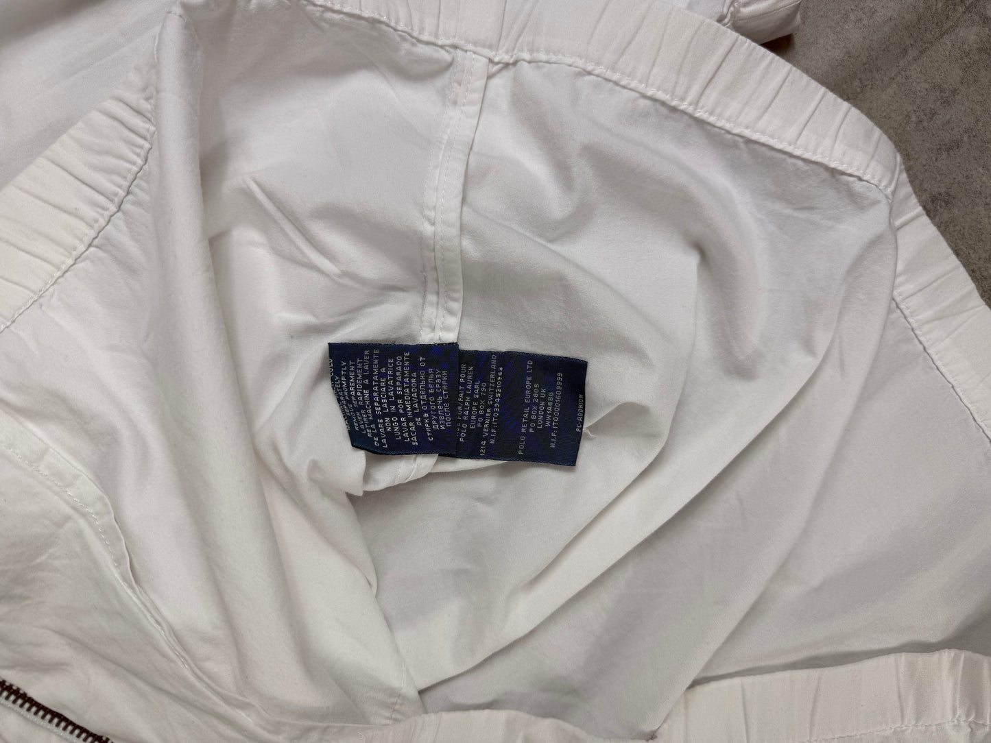 Dünne Jacke