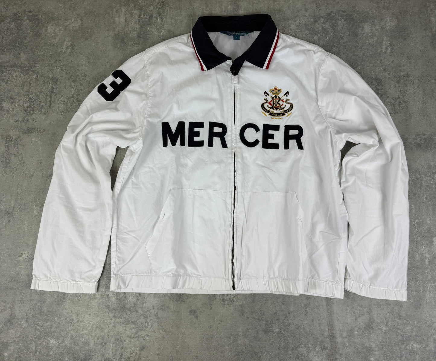 Dünne Jacke