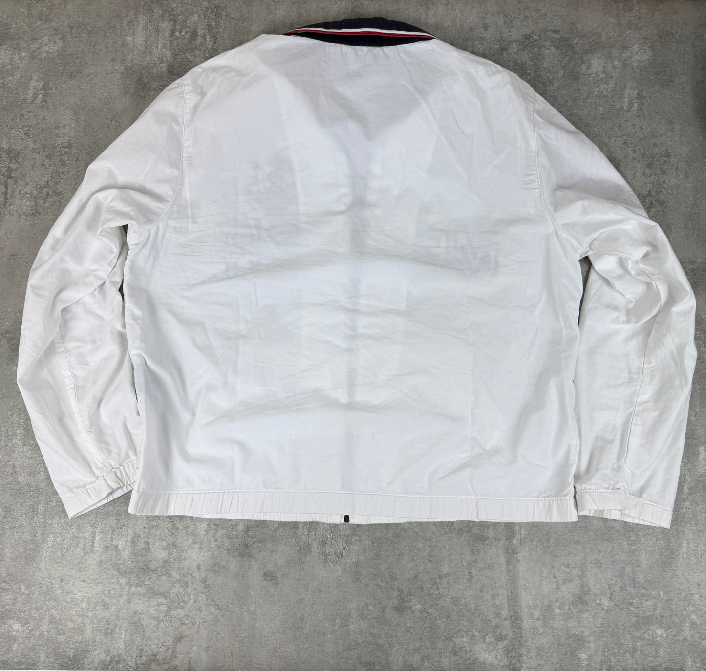 Dünne Jacke